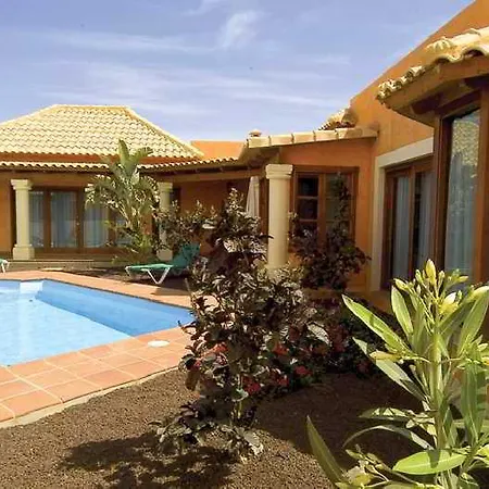 Вилла Brisas Del Mar Коральео